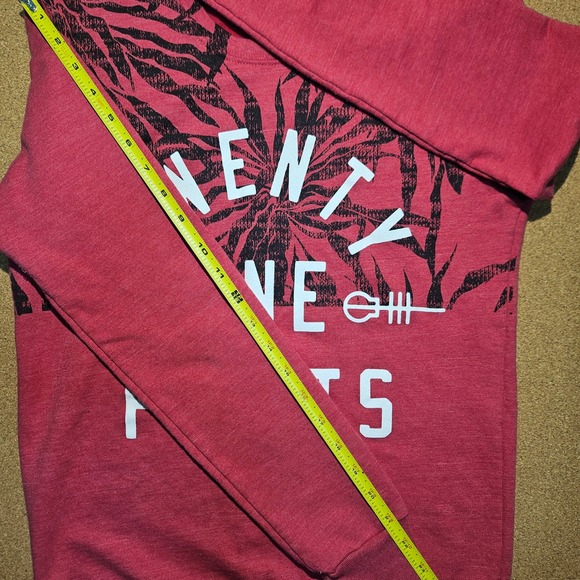Twenty One Pilots Vessel Era Skeleton Key Sweatshirt Heather Red Floral Clique M - Picture 7 of 10